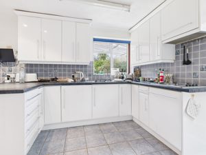 Kitchen- click for photo gallery